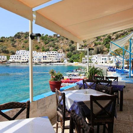 Spiros Beach Villa 弗朗哥卡斯特隆 外观 照片